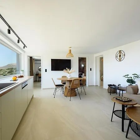 Byzantine Path Villa Marathion