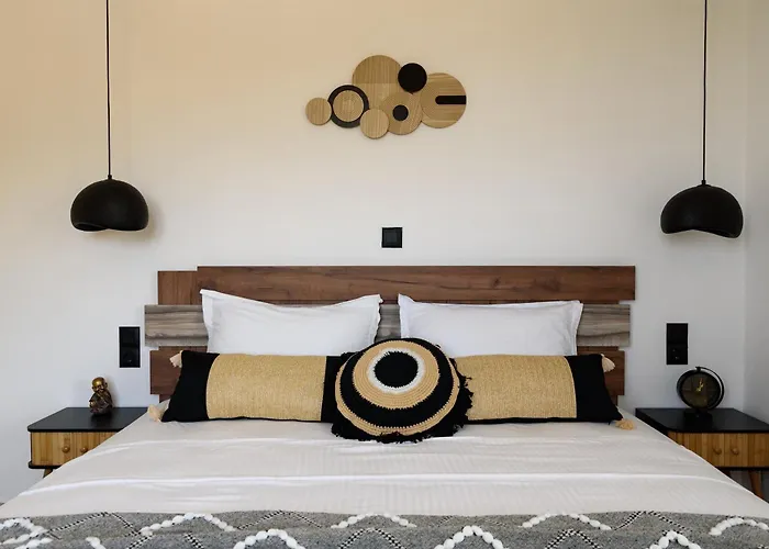 Villa Byzantine Path Marathion